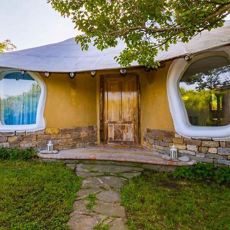 Clay House Banya Villa Banya  ภายนอก รูปภาพ