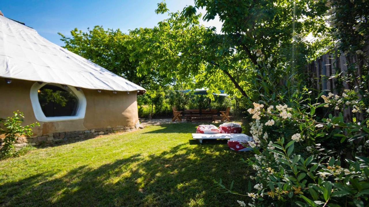 Clay House Banya Villa Banya  ภายนอก รูปภาพ