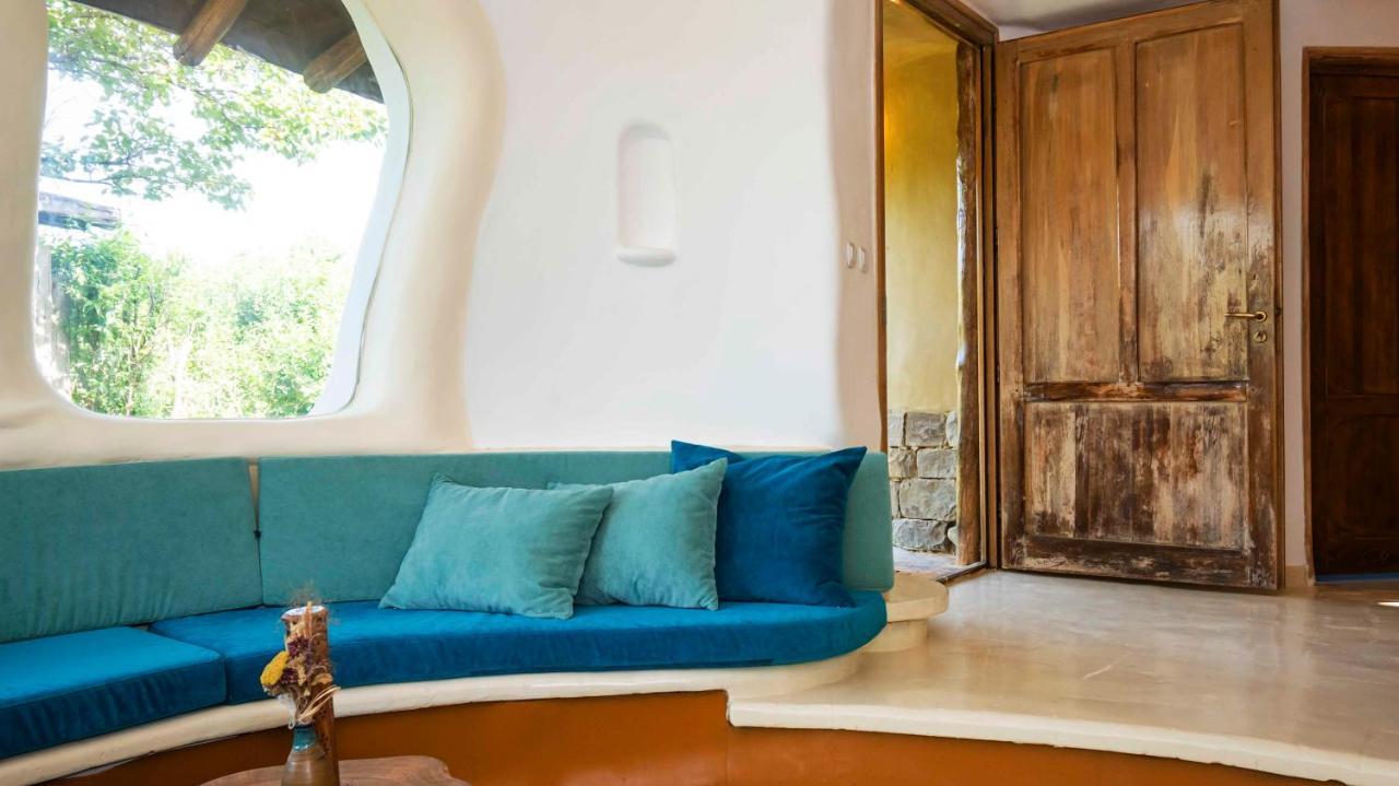 Clay House Banya Villa Banya  ภายนอก รูปภาพ