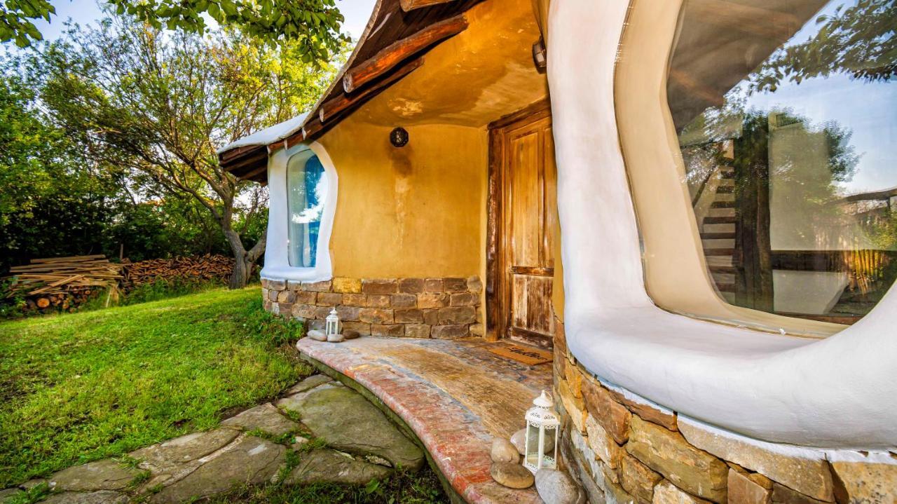 Clay House Banya Villa Banya  ภายนอก รูปภาพ