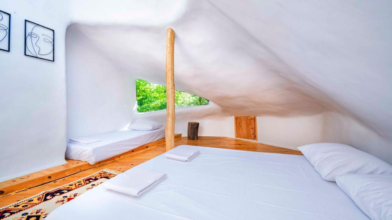 Clay House Banya Villa Banya  ภายนอก รูปภาพ