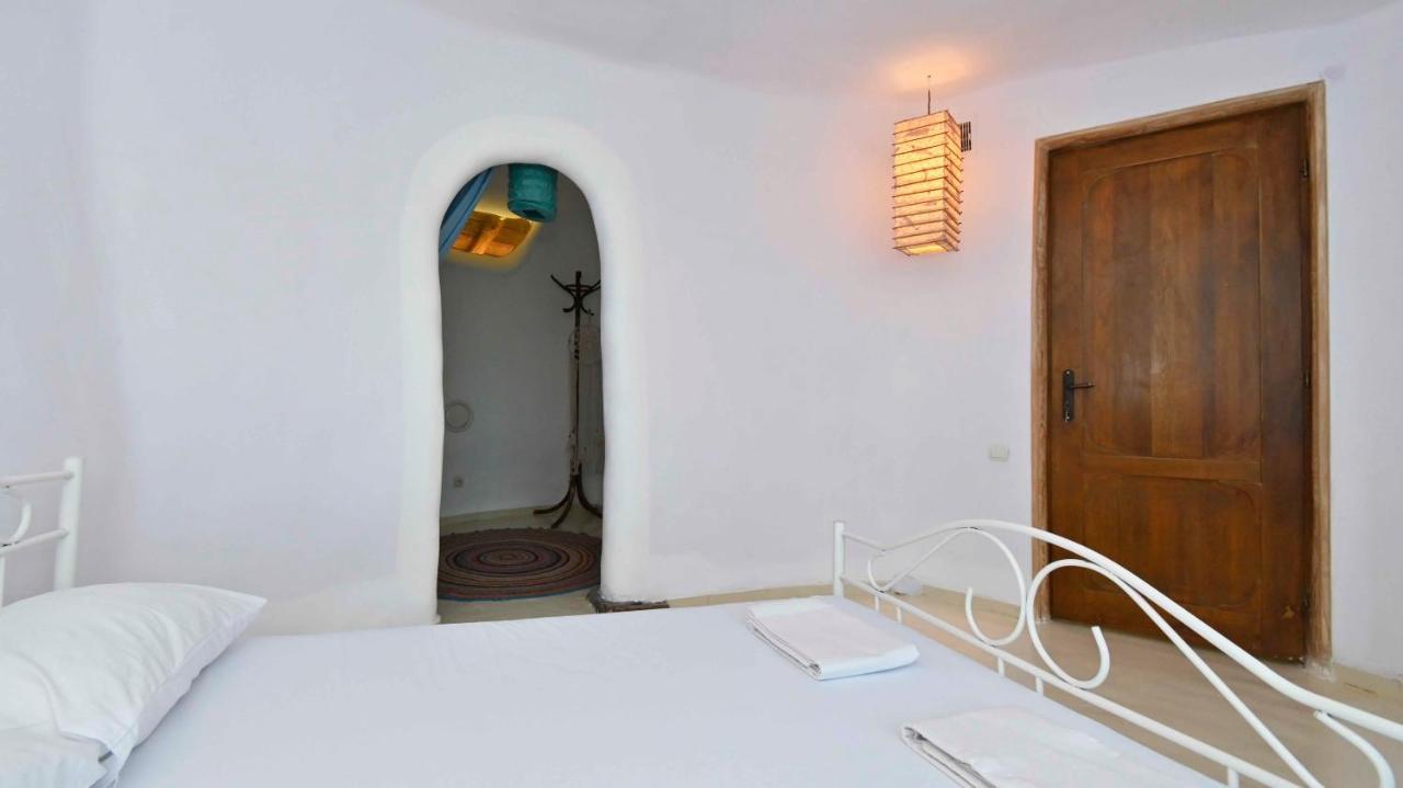 Clay House Banya Villa Banya  ภายนอก รูปภาพ